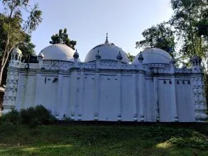 চান্দামারী মসজিদ